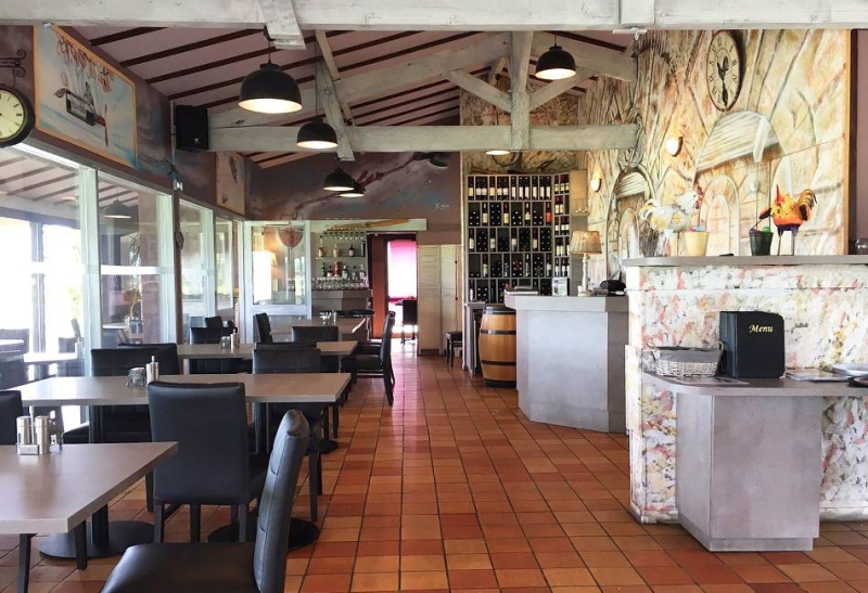 La Terrasse d'Eole - Restaurant Les Artigues-de-Lussac - Aérodrome de Libourne